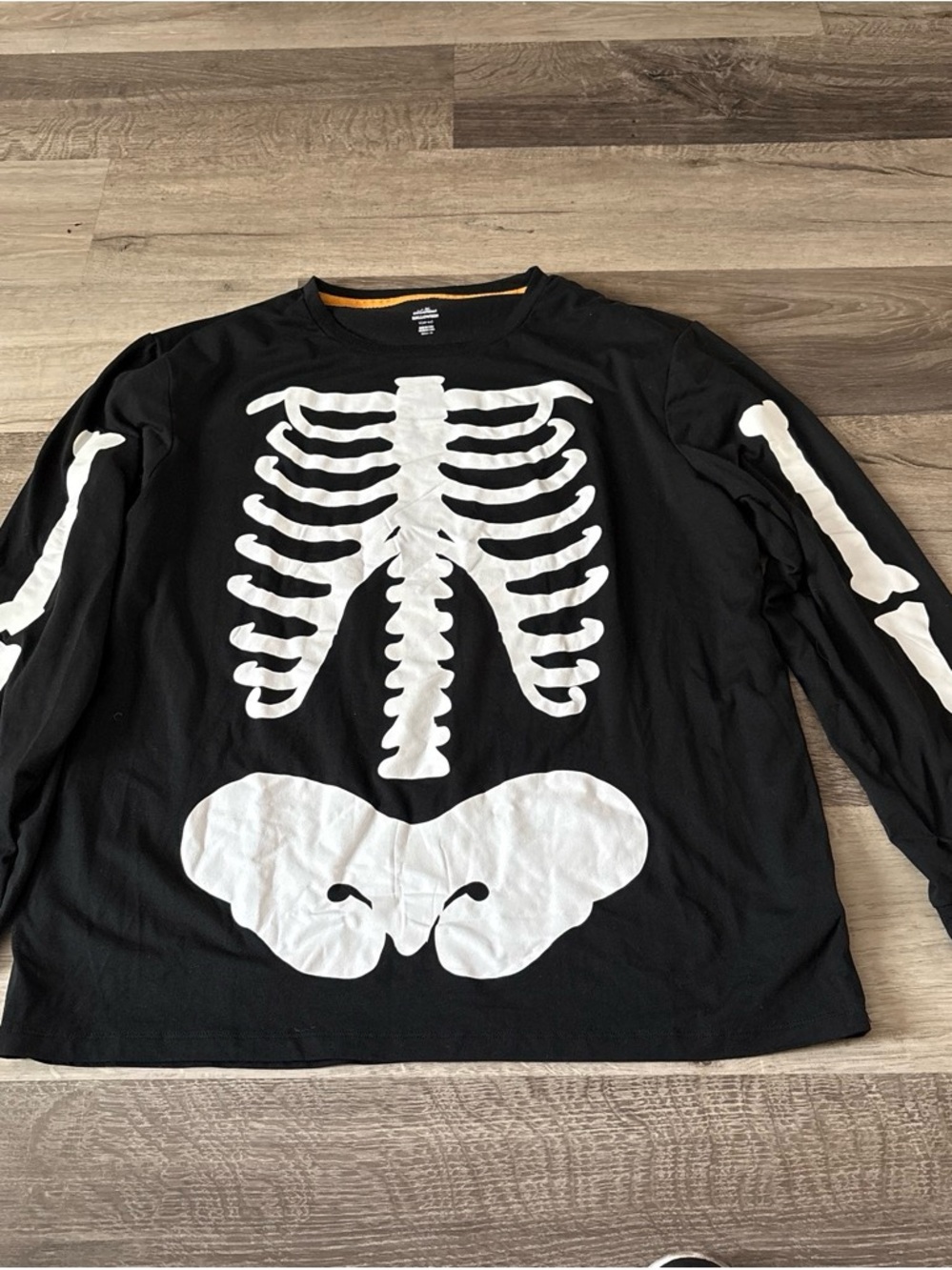 Men's Black Long-Sleeve Skeleton Graphic Tee